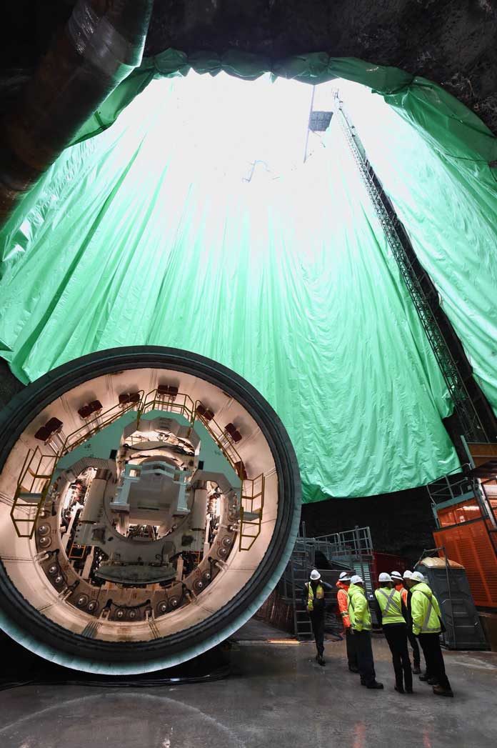 tunnel boring machine set up