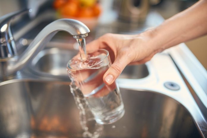 AdobeStock_189190894 PFAS water