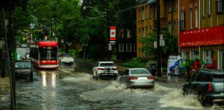 Insurers call for flood infrastructure investment after nearly $800M in damage from summer storms flooding-Toronto